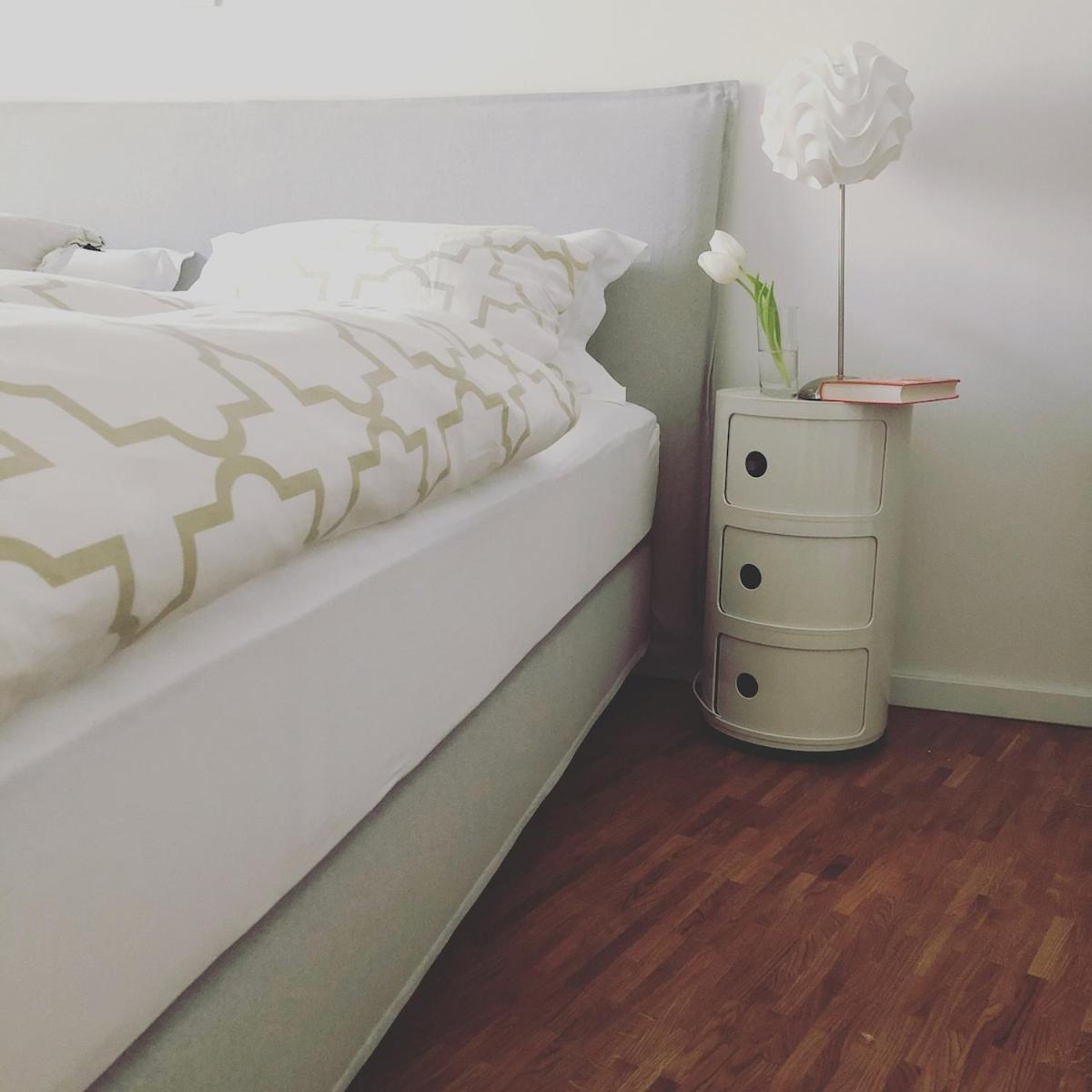 Design With River View Apartment